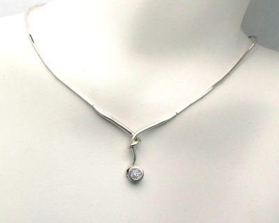 18ct White Gold Diamond (0.523ct) Collier  18dc0051